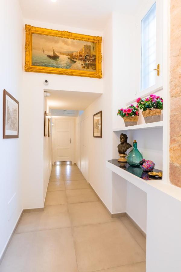 Residenza Partanna By Napoliapartments Екстер'єр фото