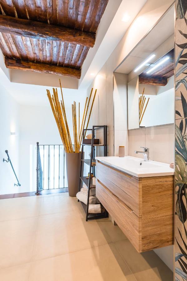 Residenza Partanna By Napoliapartments Екстер'єр фото