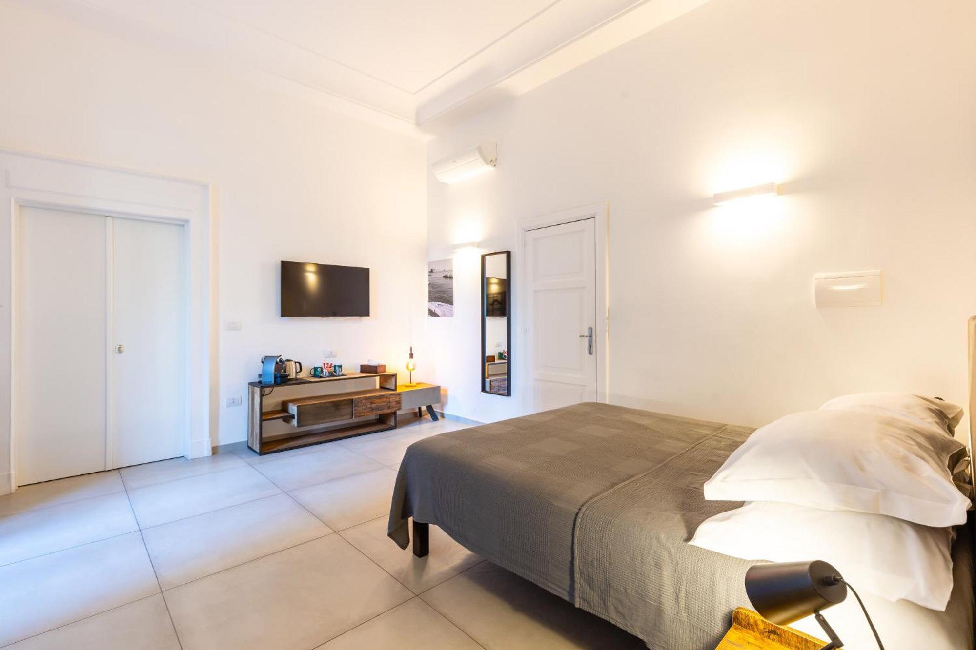 Residenza Partanna By Napoliapartments Екстер'єр фото